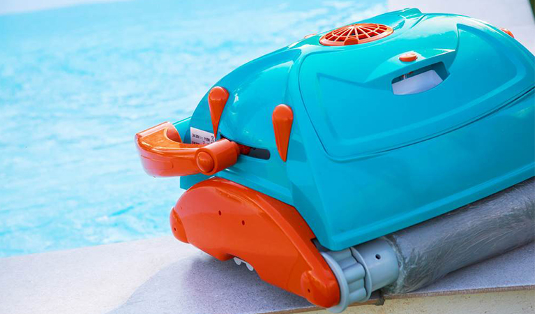 Le système de balayage d'un robot nettoyeur de piscine-2